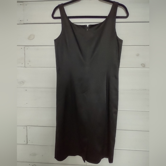 Ann Taylor Loft Black Sheath Dress - Size 6 - Picture 3 of 4
